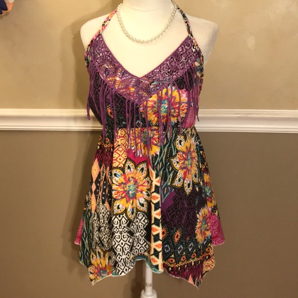 Belle Du Jour Tops - 🎁3for$10🎁Belle du Jour crochet trim fringed top